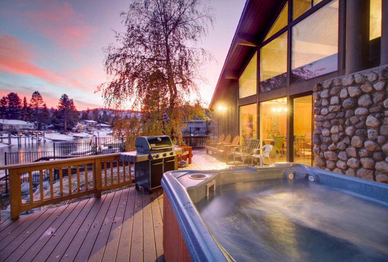 サウス・レイクタホ Waterfront Apres' Ski Cabinヴィラ エクステリア 写真